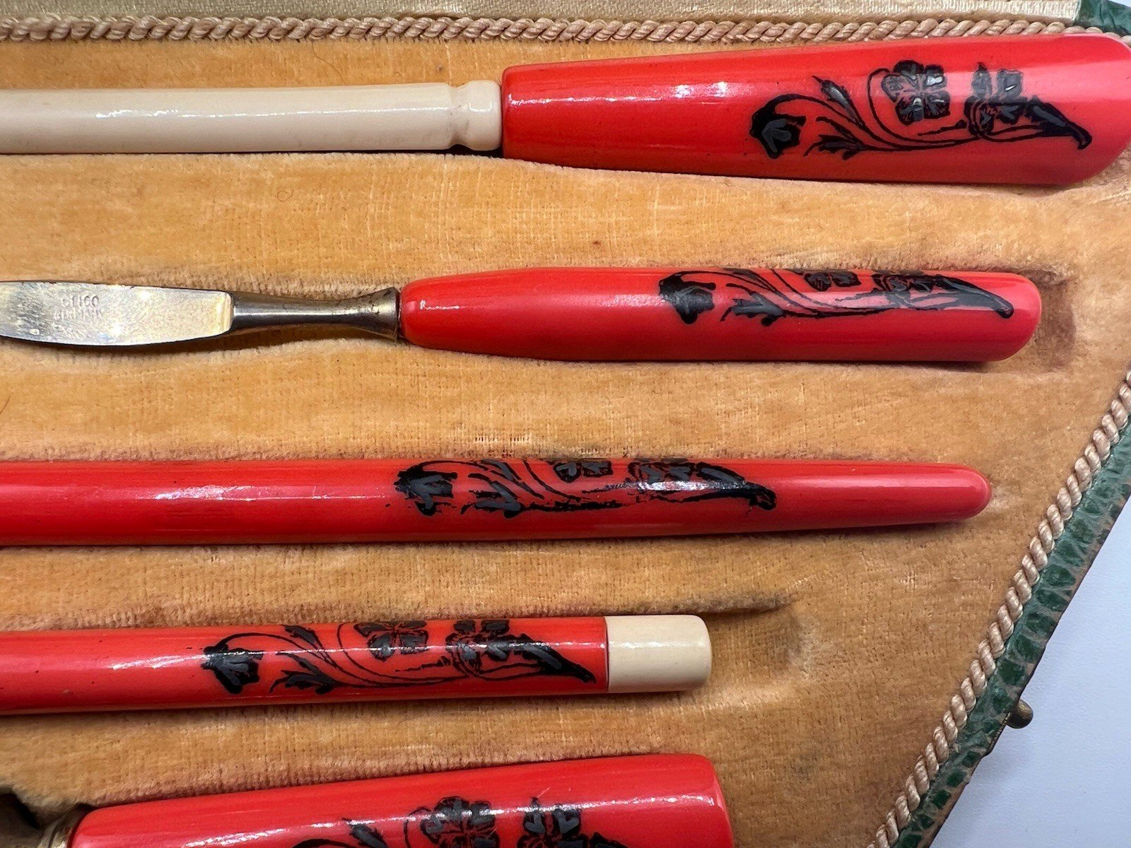 Antique Glico Germany 6-Pc Art Deco Manicure Set Red Floral Case # 1343 photo 5