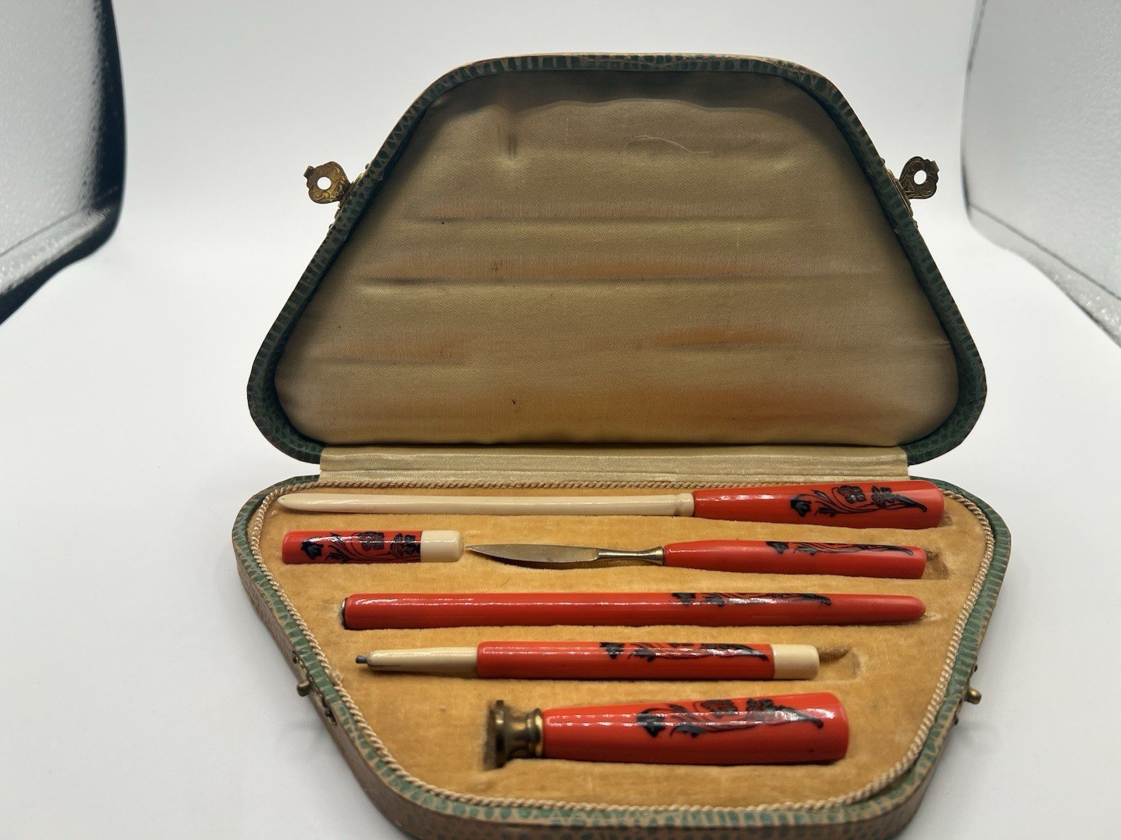 Antique Glico Germany 6-Pc Art Deco Manicure Set Red Floral Case # 1343 photo 8